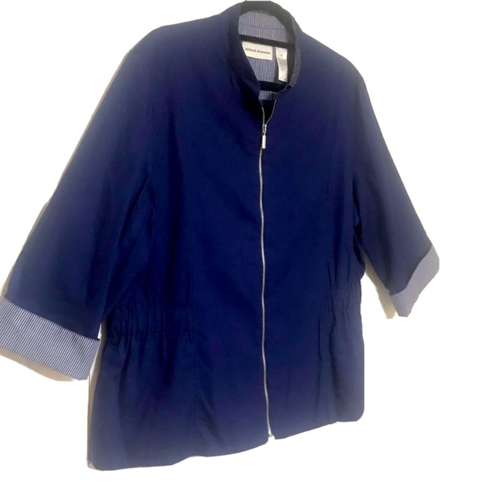 Jacket Light Weight Alfred Dunner size 14 like new quarter length sleeves!